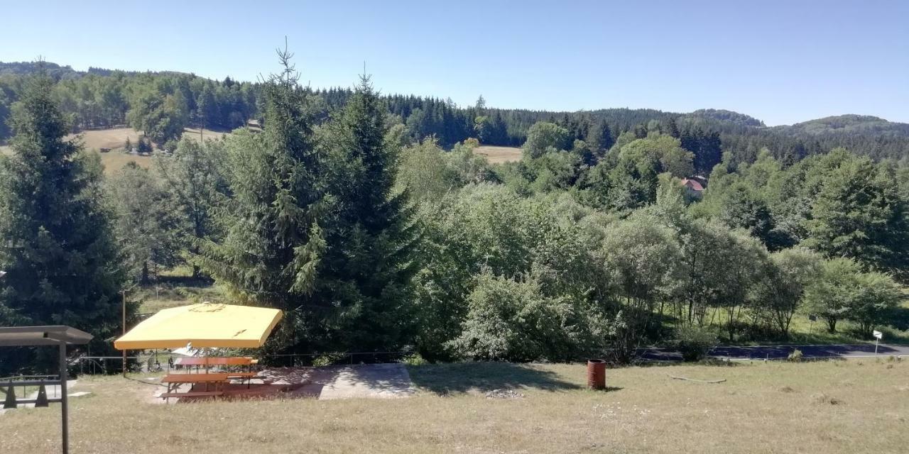 Olivin Kytlice Hiker Huts Hotell Eksteriør bilde